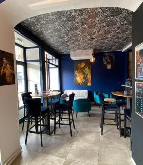 Saint-Amand-Montrond Hotel | Hotel restaurant LA PLACE