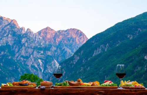 Theth Hotel | Hotel Restaurant Alpet Theth