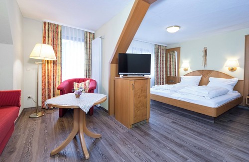 Oberharmersbach Hotel | Hotel Restaurant Freihof