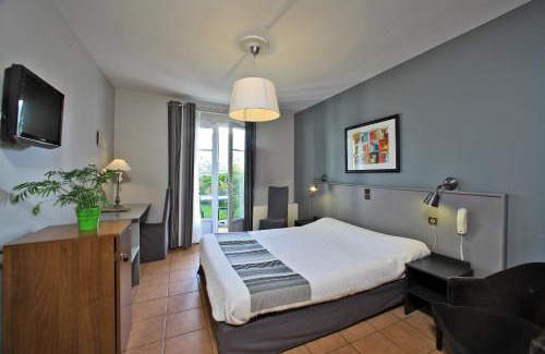 Itxassou Hotel | Hotel Restaurant du Fronton - Maison Bonnet