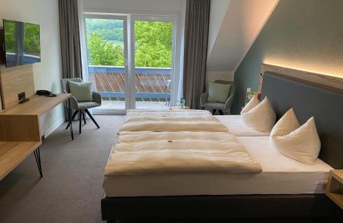 Oedelsheim Hotel | Hotel & Restaurant Kronenhof am Weser-Radweg