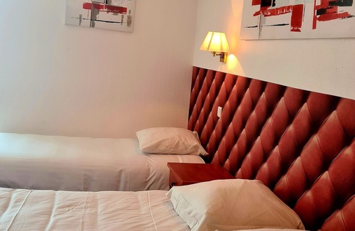 Menesqueville Hotel | Hotel Restaurant l'Unique