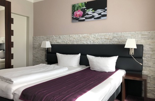Westerstede Hotel | Hotel Restaurant Sonnenhof