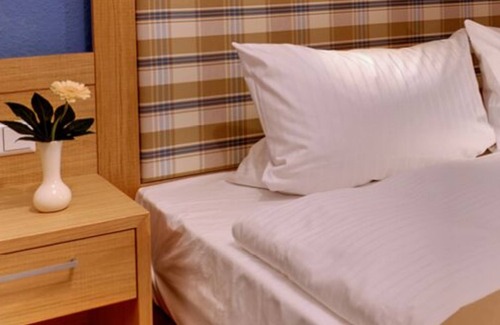 Hettstedt Hotel | Hotel & Restaurant Waldcafe Hettstedt
