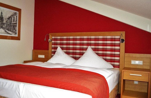 Hettstedt Hotel | Hotel & Restaurant Waldcafe Hettstedt