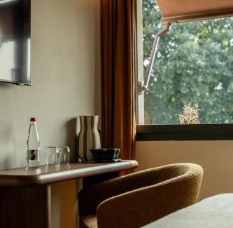 Pont-de-l'Isere Hotel | Hotel & Restaurants - Maison Chabran