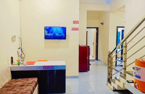Omkareshwar Hotel | Hotel Rewanchal