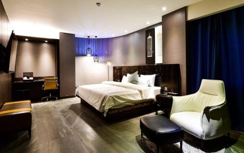 Ingye-dong Hotel | Hotel Ritz