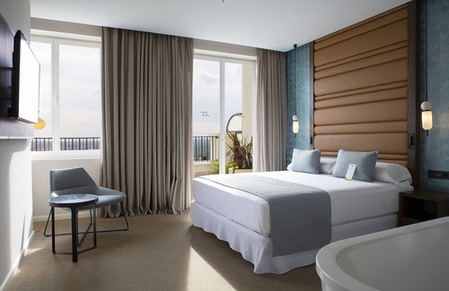 Moncloa - Arguelles Hotel | Hotel Riu Plaza España