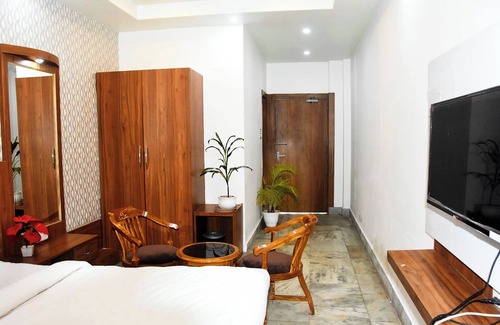 Varanasi Hotel | Hotel Riverdell Varanasi