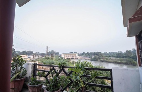 Mayapur Hotel | Hotel Riverview