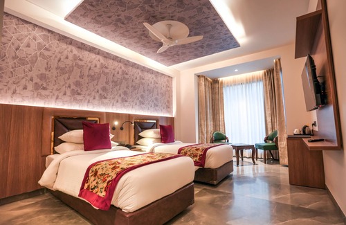 Knowledge Park III Hotel | Hotel Rj - Managed by AHG