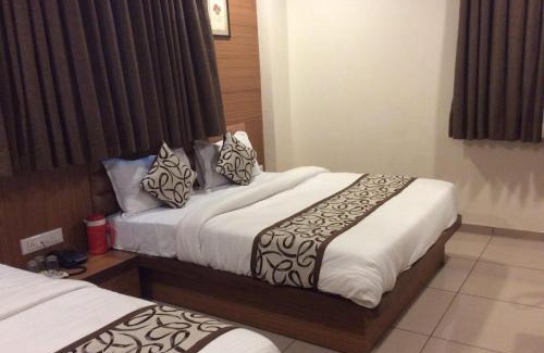 Ahmedabad House | HOTEL RK PALACE