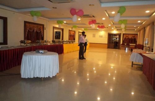 Tiruchirappalli Hotel | Hotel RK Royal Grand