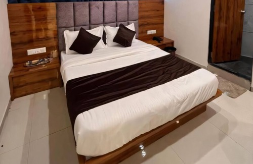 Ahmedabad Hotel | HOTEL RK VILLA
