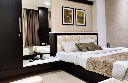 Adarsh Nagar Hotel | Hotel Rockland