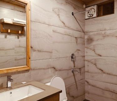 Marango Rangarik Hotel | Hotel Rongtong - Kaza