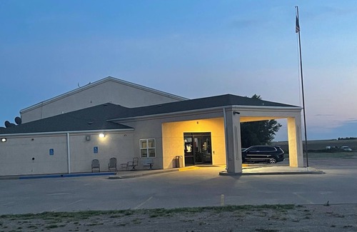 Yuma Hotel | Hotel room with ONE QUEEN BED and attached, private bathroom.