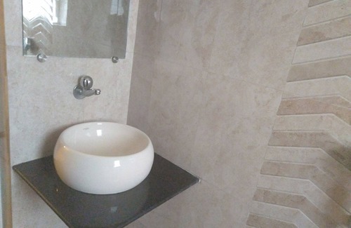 Central Pune Hotel | Hotel Rose Lodge
