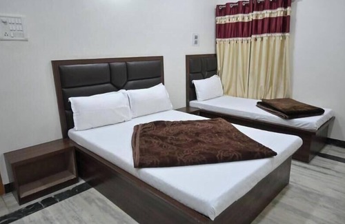 Ambaji Hotel | Hotel Roshan Palace