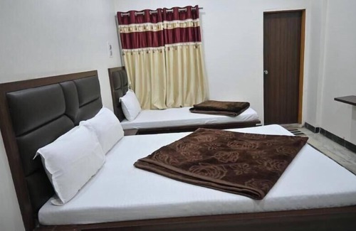 Ambaji Hotel | Hotel Roshan Palace