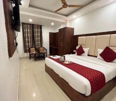 Mahipalpur Extension Bed & Breakfast | Hotel Royal B&B Near Delhi Airport Mahipalpur
