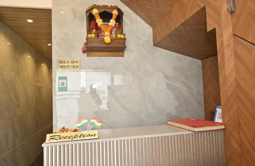 Kurla West Hotel | Hotel Royal BKC