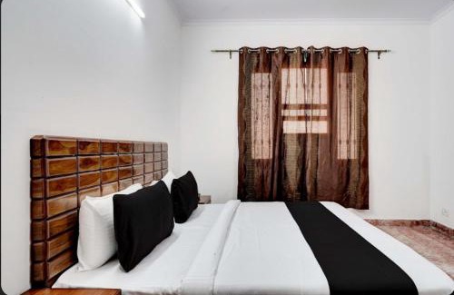 Sector 39 Hotel | Hotel Royal casa