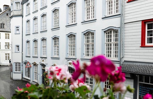 Monschau House | Hotel Royal - Double room shower/WC