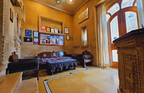 Amar Sagar Pol Hotel | Hotel Royal Haveli