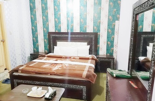 G-6 Sector Hotel | Hotel Royal Home G6 Aabpara