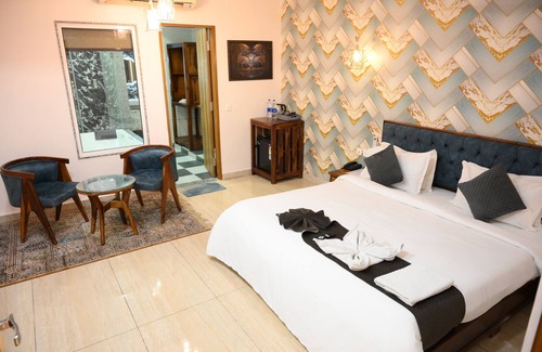 Jaipur Hotel | Hotel Royal Retreat - Business & Leisure Hotel