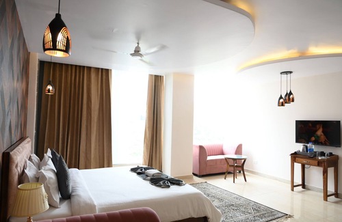 Jaipur Hotel | Hotel Royal Retreat - Business & Leisure Hotel