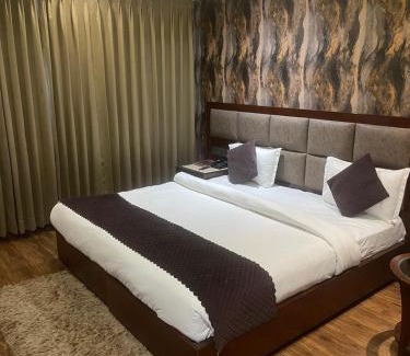 Ambala Hotel | Hotel Royal Serena