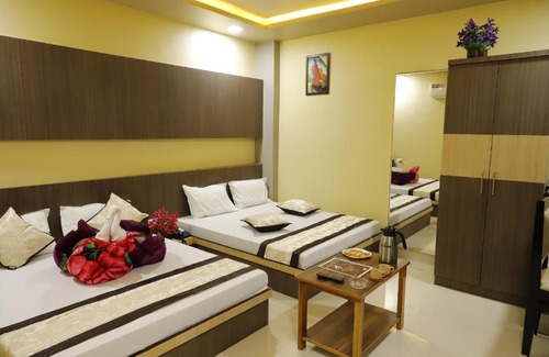 Ajmer Bed & Breakfast | Hotel Royal Suites