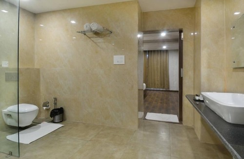 Jwalapur Hotel | Hotel Royal Vrindaban