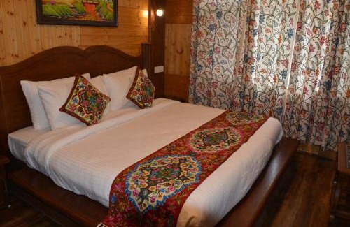 Laripora Hotel | Hotel Royale Comfort
