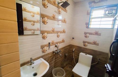 HBR Layout Hotel | Hotel Royale Splendid