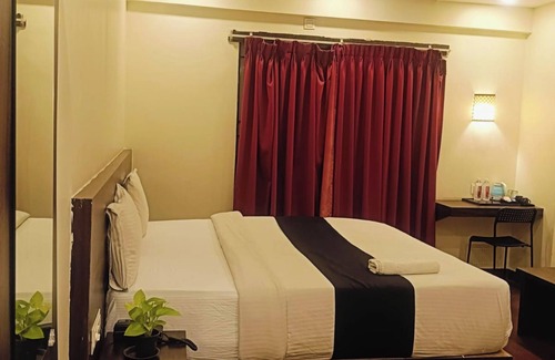 Domlur Hotel | Hotel Royalwood Premier - Domlur
