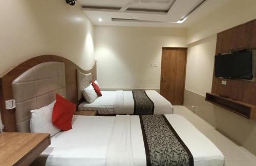 Vile Parle Hotel | Hotel RR inn-International Airport