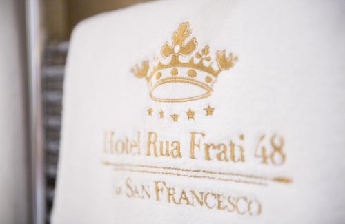 Old Town Hotel | Hotel Rua Frati 48 in San Francesco