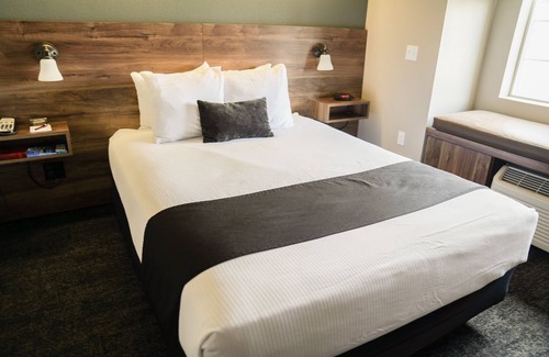 Ponderay Hotel | Hotel Ruby Ponderay/Sandpoint