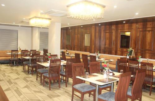 Shirdi Hotel | Hotel Rudra Royals