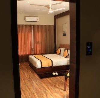 Shirdi Hotel | Hotel Rudra Royals