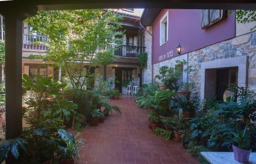 Mestas de Con House | Hotel Rural "Corru San Pumés"