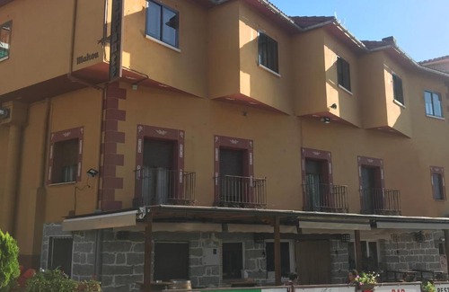 Burgohondo Hotel | Hotel Rural El Alberche