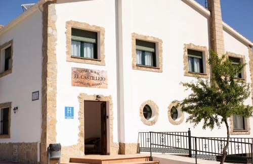 Cuevas del Becerro Hotel | Hotel Rural El Castillejo - A 15 min de Ronda