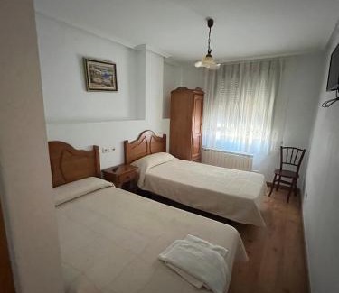 Mansilla de las Mulas Hotel | Hotel Rural El Puente