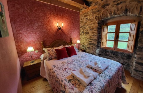 Murias de Paredes Hotel | Hotel Rural LA CÁRCEL