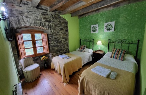 Murias de Paredes Hotel | Hotel Rural LA CÁRCEL